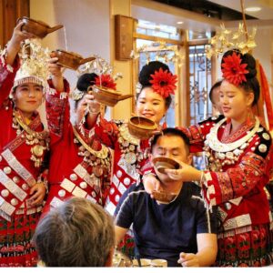 西江千戶苗寨長桌宴